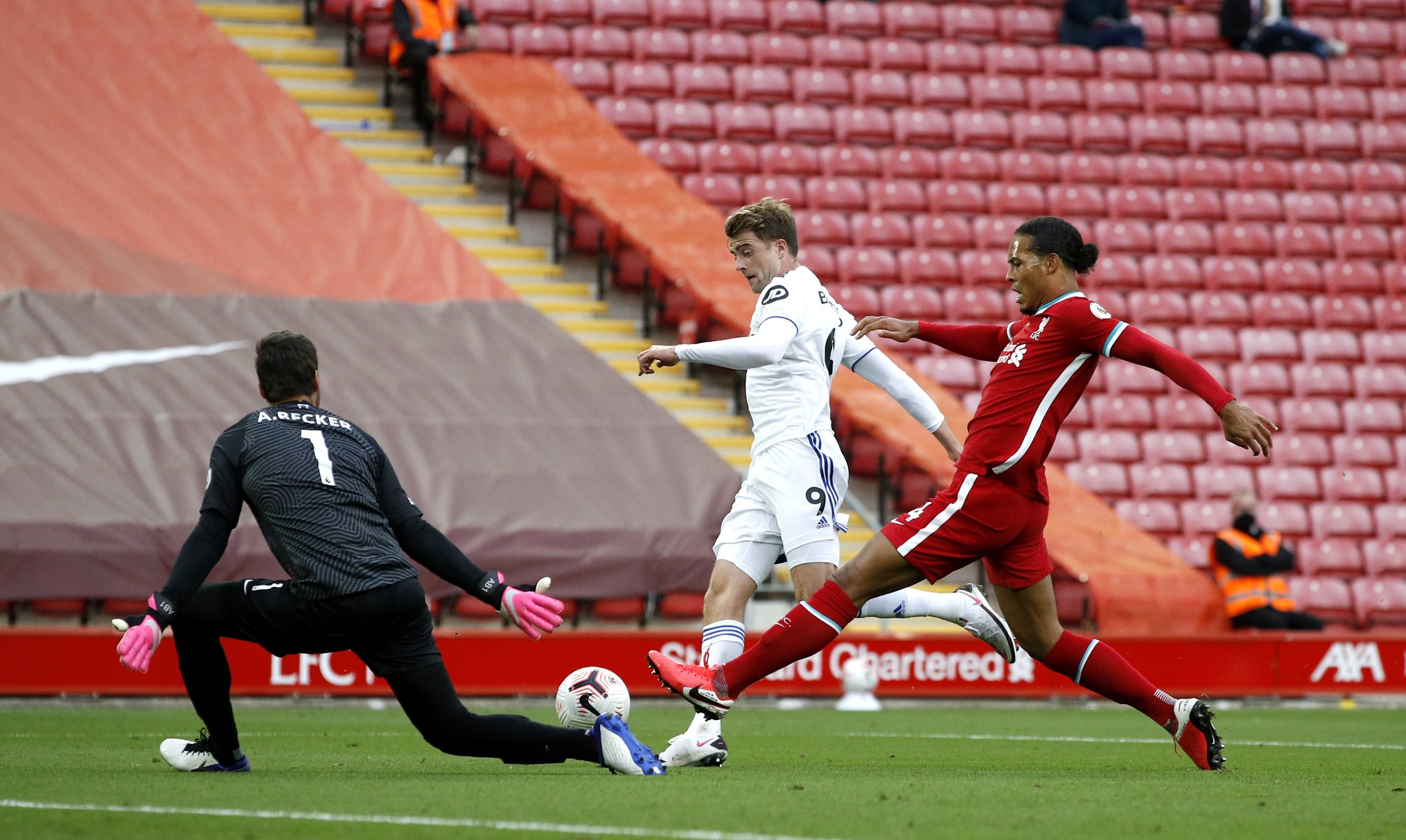 压力的加剧 压力的加剧